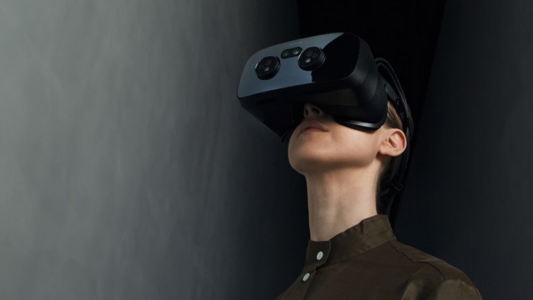 Casque virtuel réaliste Varjo VR-3