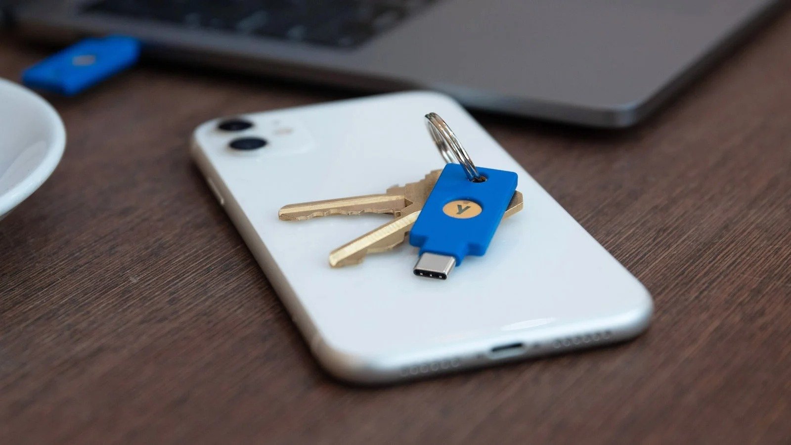 Bénéficiez d'une protection contre le phishing et les piratages de compte avec la clé de sécurité Yubico C NFC