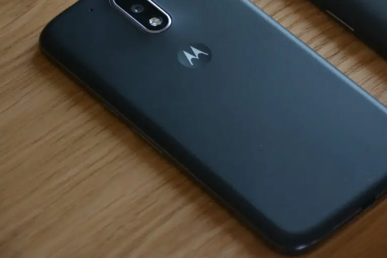 Motorola devrait lancer un téléphone avec appareil photo à capteur Samsung de 200 mégapixels l’année prochaine, suivi par Xiaomi