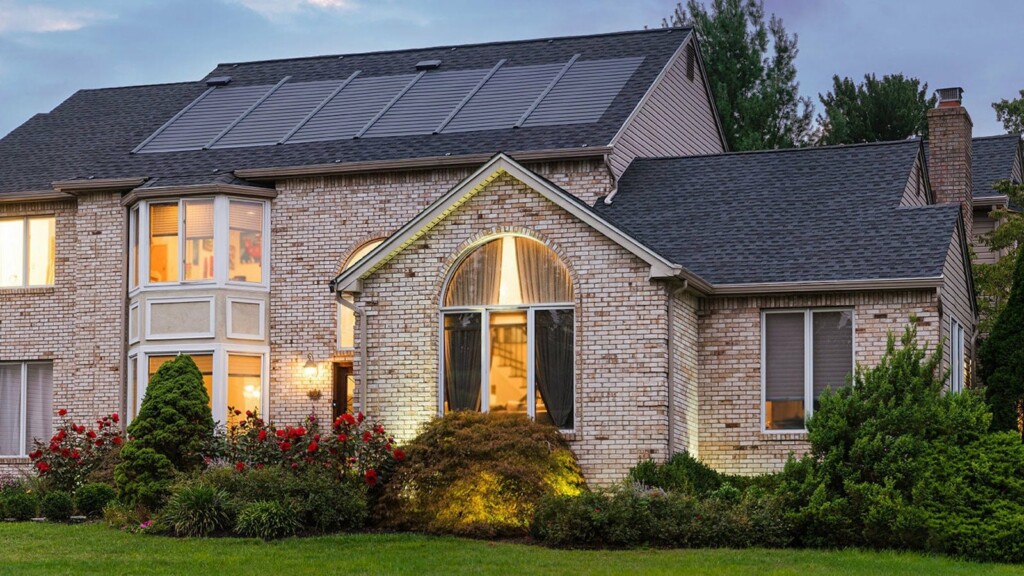 GAF Energy Timberline Solaire