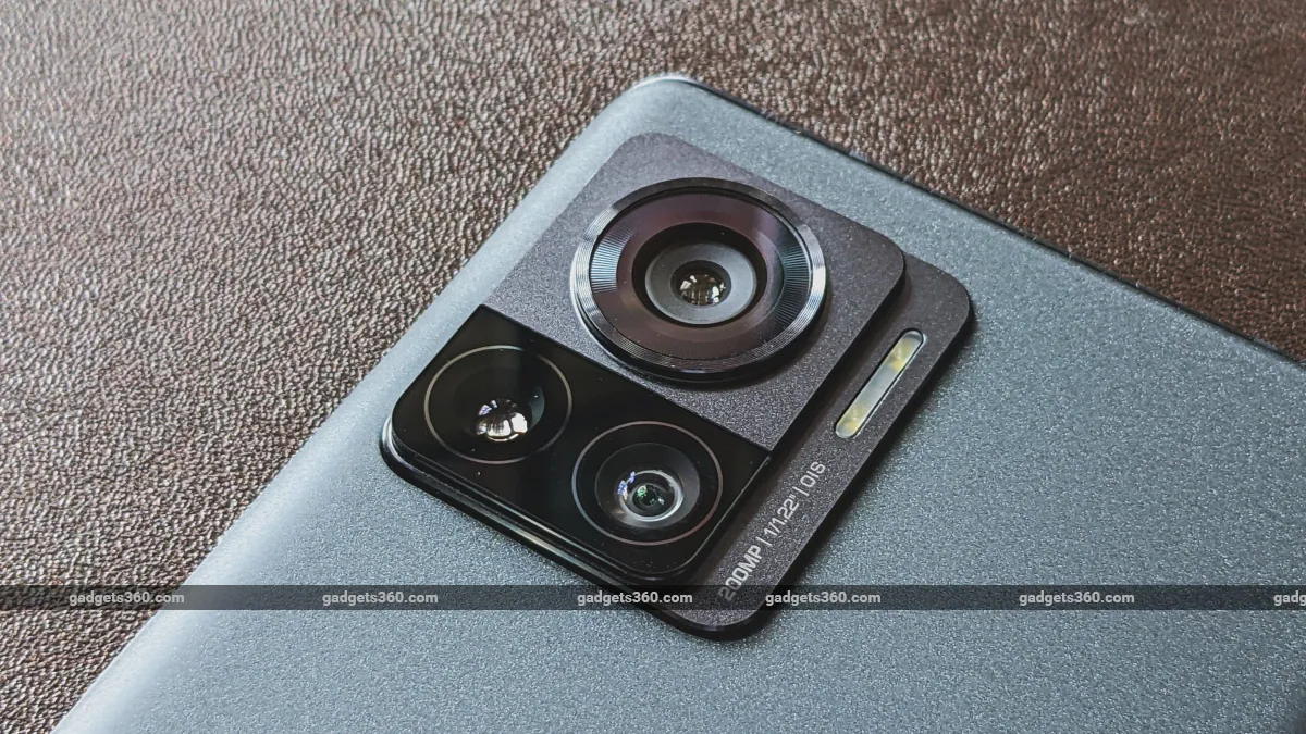 Caméras arrière Motorola Edge 30 Ultra ndtv MotorolaEdge30Ultra Motorola