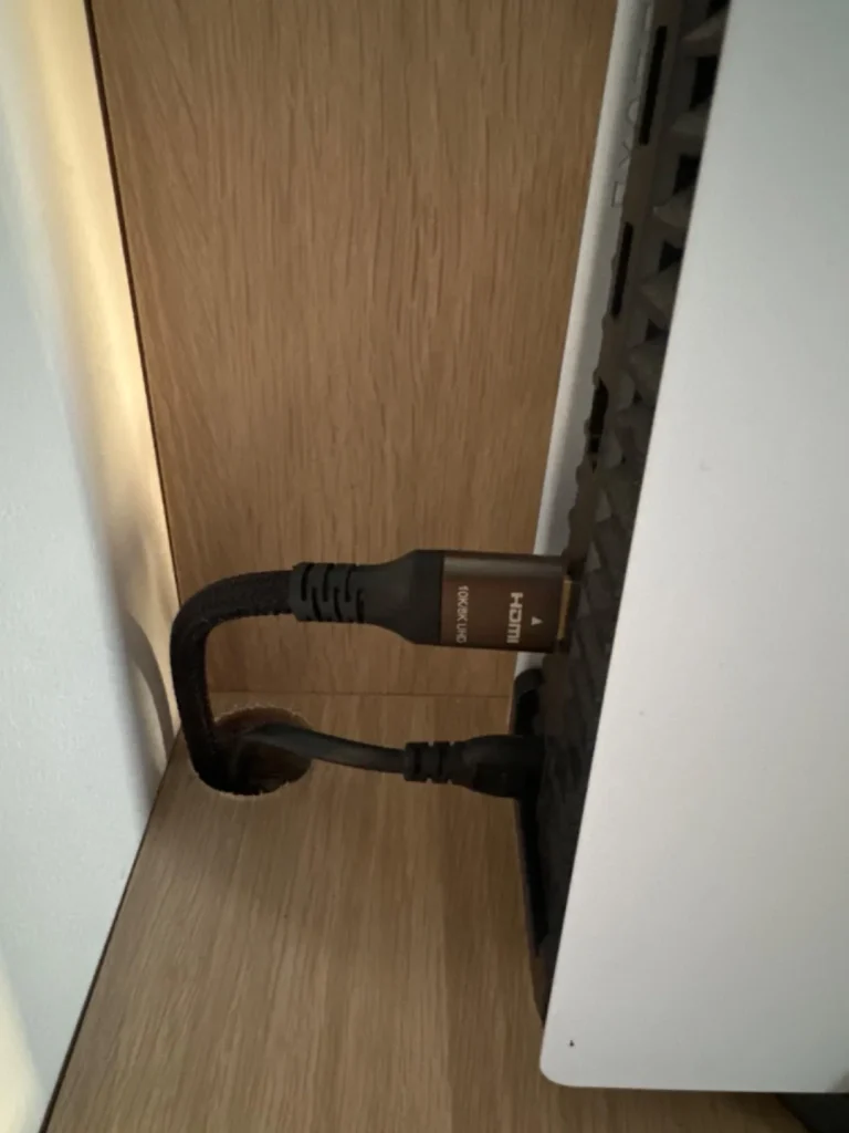 playstation avec cable hdmi 2 4k